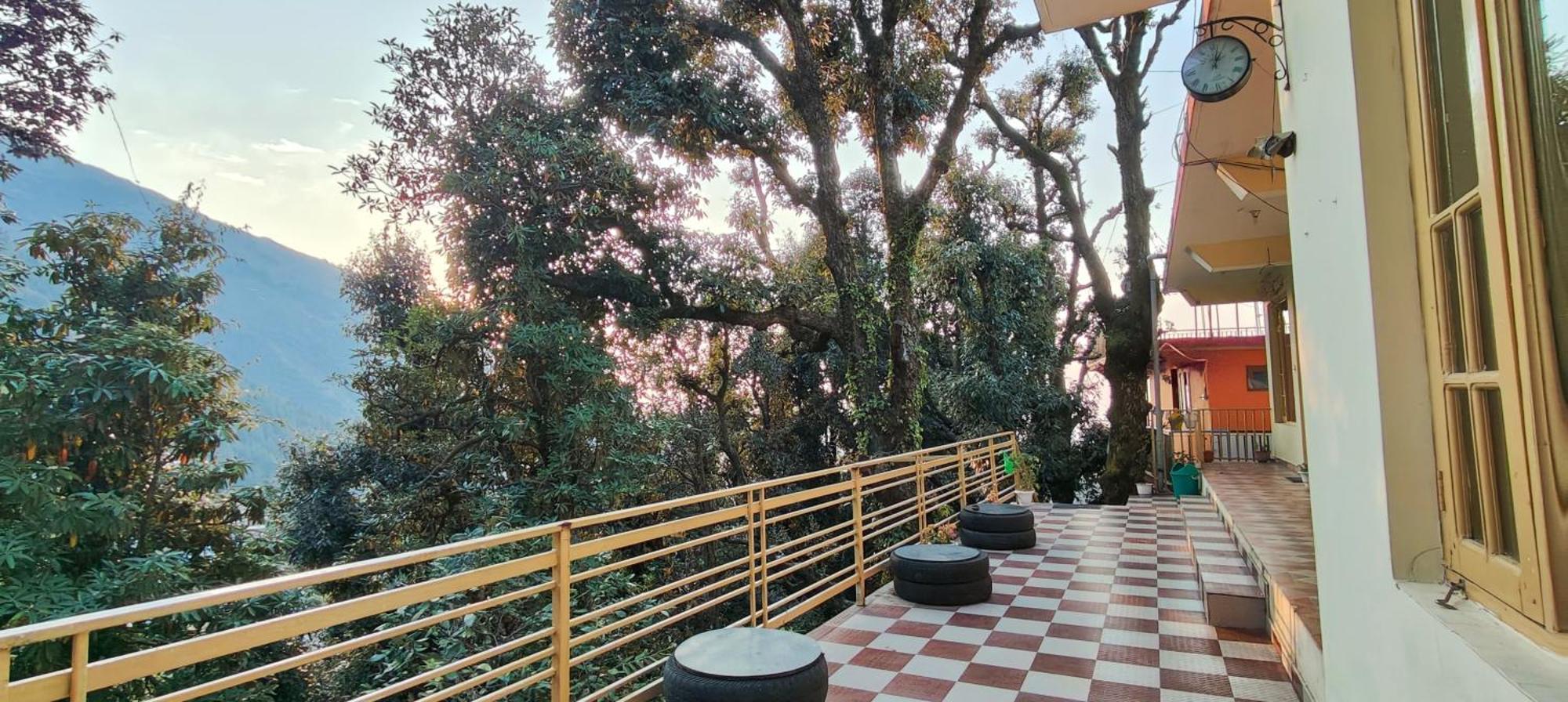 Bed and Breakfast The Unmad - Dharamkot Dharamshala Exterior foto